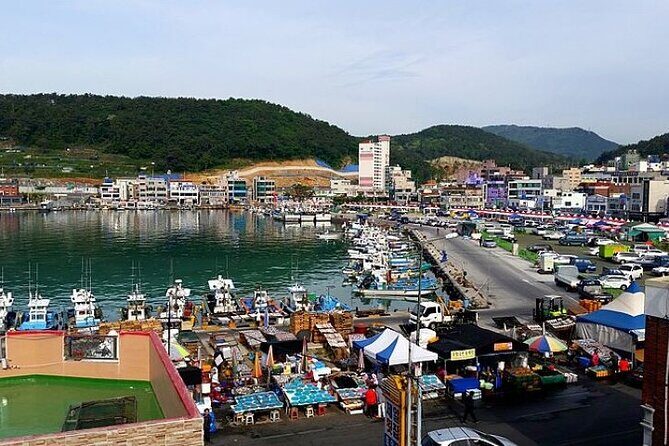 2-DAYS Busan Customized and Included Night tour - Nampo Underground, Gukje Market, Busan Tower, and Jagalchi