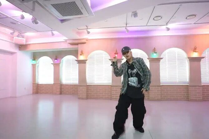 2 Hour Private Kpop Dance Class in Seoul South Korea - What the class feels like once the music starts