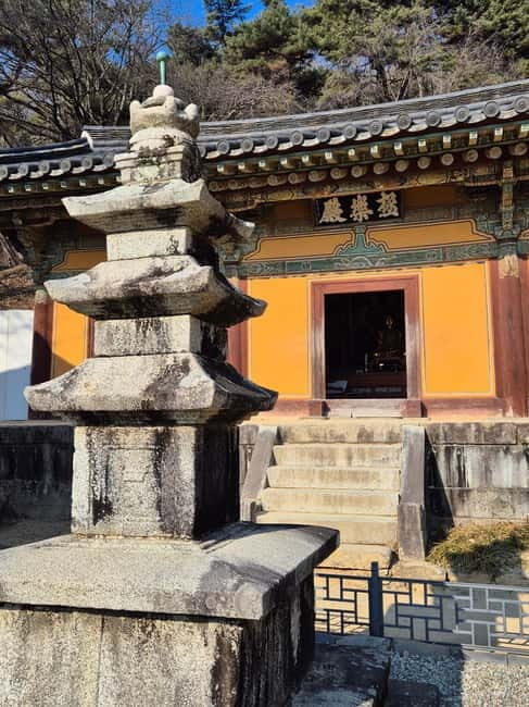 Andong: UNESCO Sites, Mask Dance, and Secret Garden & Bridge - Hahoe Folk Village and the mask dance: culture you can feel