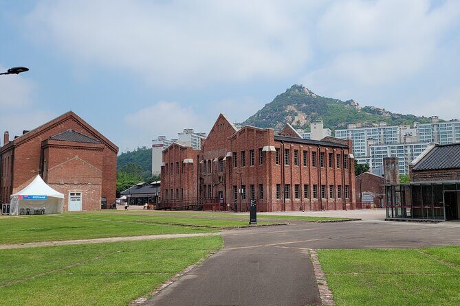 Ansan Hiking with historical sites & local market visit - Mt. Ansan hikes: easy trails, city panoramas, and a real sense of Seoul from above