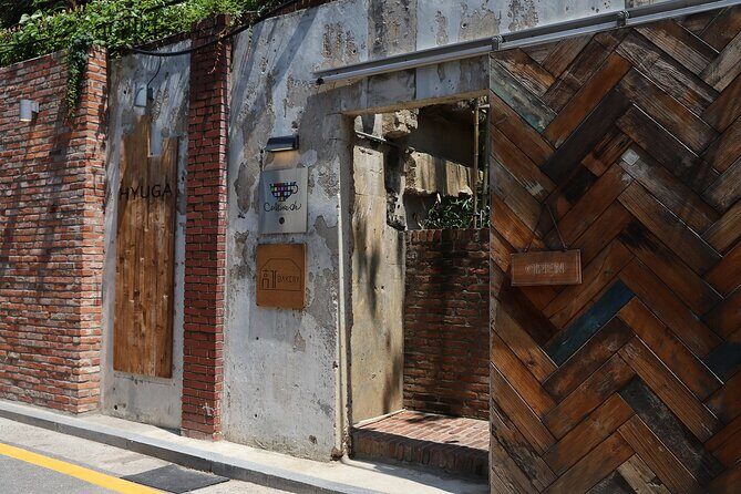 ARMY Must Visit BTS Tour in Seoul - Former Big Hit Entertainment Building: Where It All Starts
