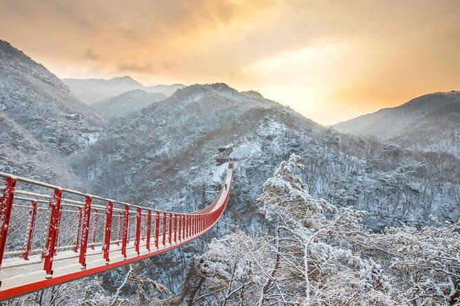 Best Korea DMZ Private Tour from Seoul (and Suspension Bridge) - Imjingak Pyeonghoa-Nuri Park: the memorial side of the DMZ