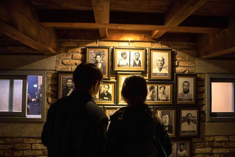 Blood & Tears: Korea Dark History Guided Walking Tour - Package 2: Now: Road to Democracy (9:50 AM start)