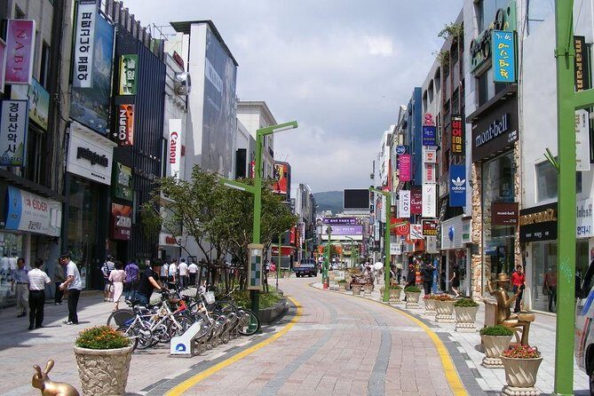 Busan day trip including Gamcheon culture village from Seoul by KTX train - Gukje Market: Traditional Shopping After the Imported-Goods Era
