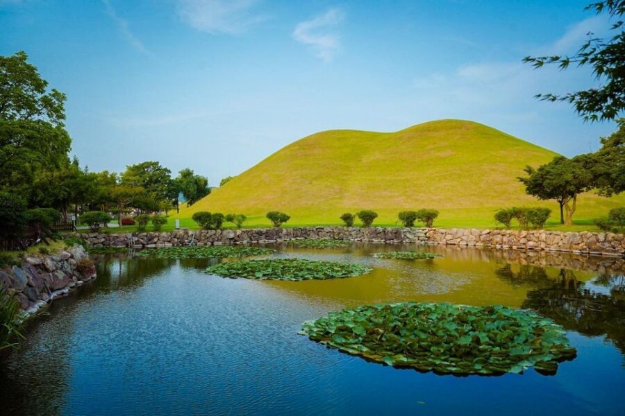 Busan: Gyeongju Guided Day Trip to Three Kingdoms Capital - Lunch Break and the Real-Life Timing Question