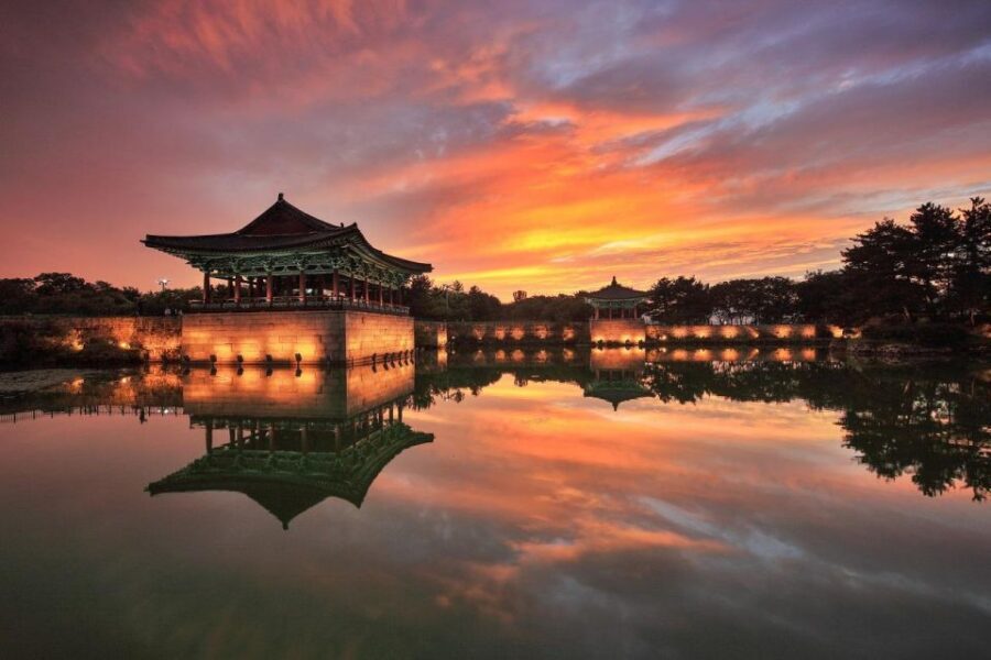 Busan: Gyeongju Guided Day Trip to Three Kingdoms Capital - Hanok Villages and Heritage Streets: Gyochon vs Yangdong