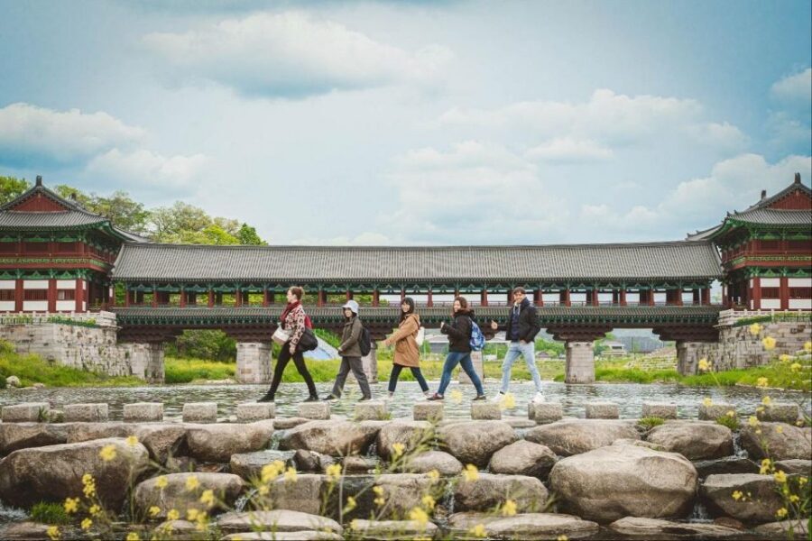 Busan: Gyeongju Guided Day Trip to Three Kingdoms Capital - Donggung Palace & Wolji Pond (Anapji): The Day’s Most Photogenic Moment