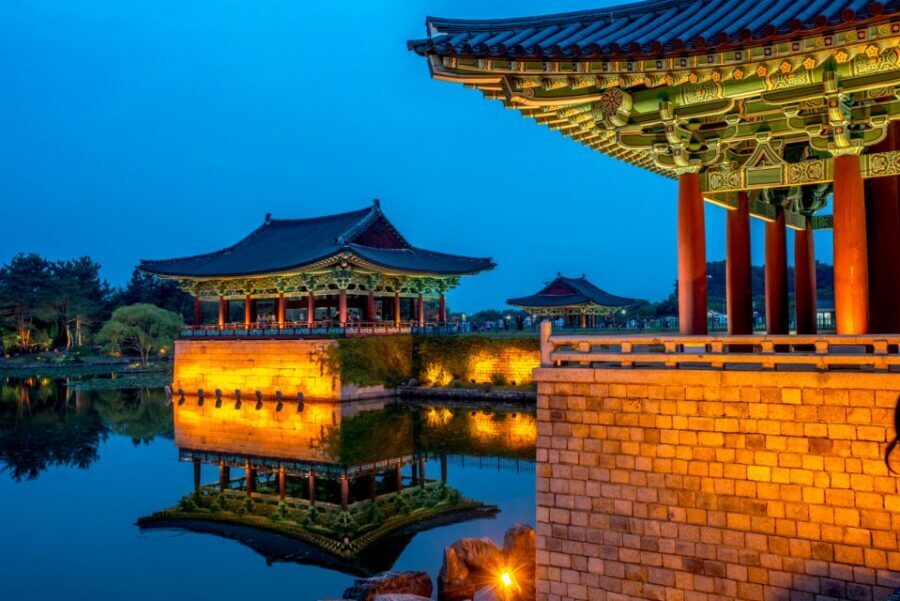 From Busan: Gyeongju UNESCO World Heritage Guided Day Tour - Donggung Palace & Wolji Pond: the evening payoff