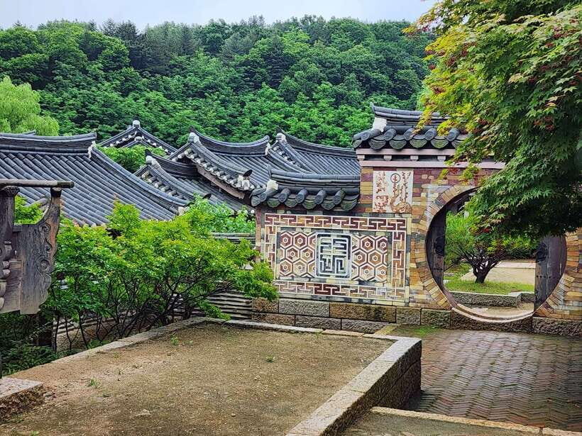 From Seoul: Suwon Hwaseong Fortress Tour - Price and value: what $52 buys you in real terms