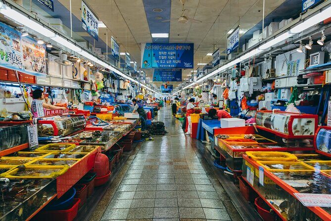 Full-Day Busan Highlights Private Guided Tour - Gukje Market: Traditional Stalls and Souvenir Shopping With a Story