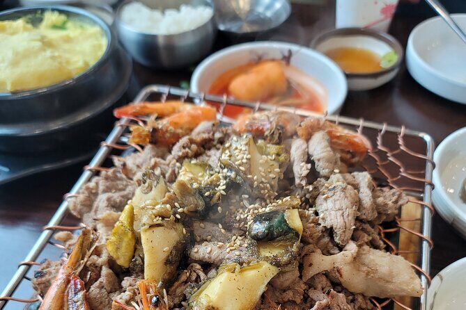 Full Day Private Seoul Tour for foodies - DMZ: the visit people remember, with tickets handled early