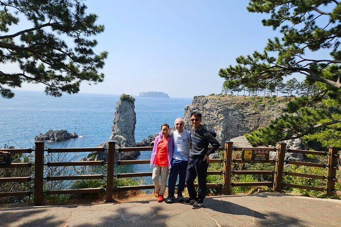 Full-Day Private Tour in Jeju Island - Price and logistics: what your $320 buys (and what it doesn’t)