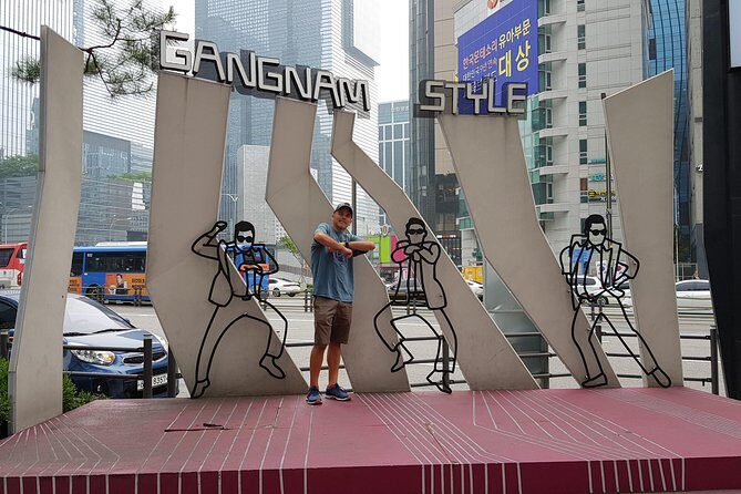 Gangnam Tour(Inc. Dinner & Drink) _ The past and present of Korea - Bongeunsa Temple in the middle of Gangnam traffic