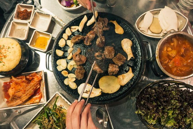 Getting a good feel of local Seoul through food (itseoulgood) - The teahouse finish near Anguk: why the ending feels right