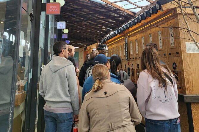 Gwangjang market Netflix Food Walking Tour with Insadong - Price and value: is $48.60 a good deal?
