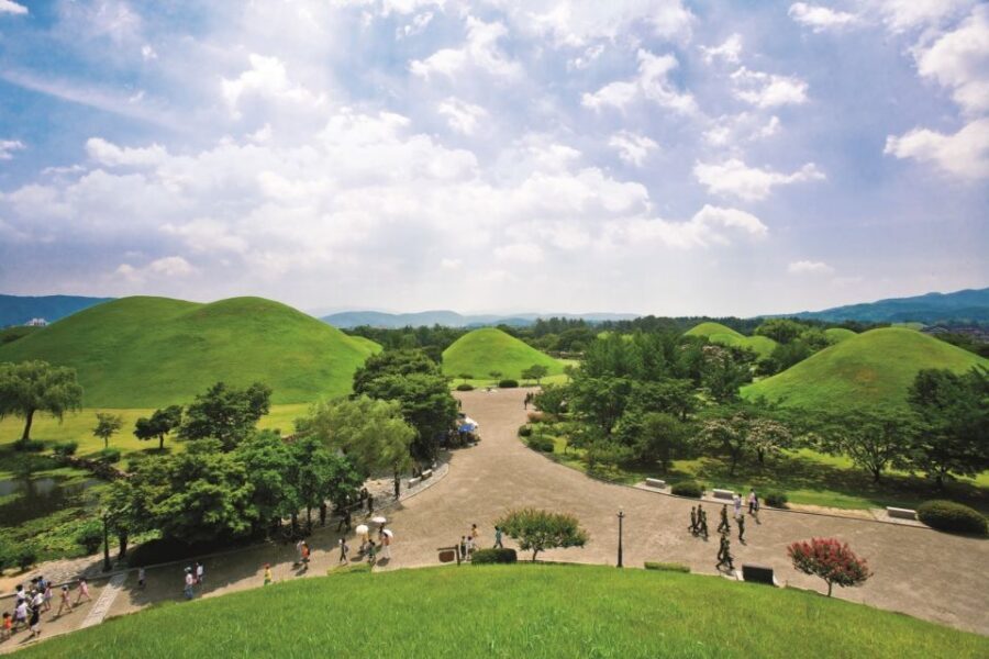 Gyeongju: UNESCO Heritage Tour Including Bulguksa Temple - Why Gyeongju feels like a real UNESCO lesson