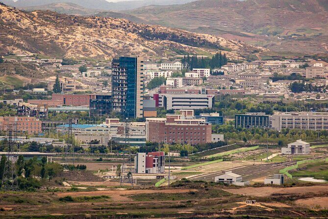 Half Day DMZ tour & drop off at Incheon airport (private group) - Private pickup in Seoul, then straight to the border