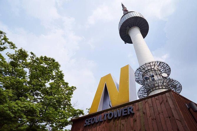 [ Half Day ] Sightseeing, Top 3 spots of Seoul !! - A tight half-day plan that skips the metro headaches