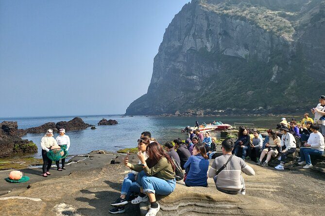 Half or Day Tour For Cruise customers arriving at Gangjeong Port - Sangumburi Crater: parasitic volcanic structure with real scale