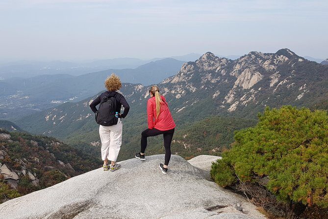Hike and Explore the Wonder of Bukhansan National Park with hiking professional(including Lunch) - Euisangbong ridge: exciting views with a real footing check