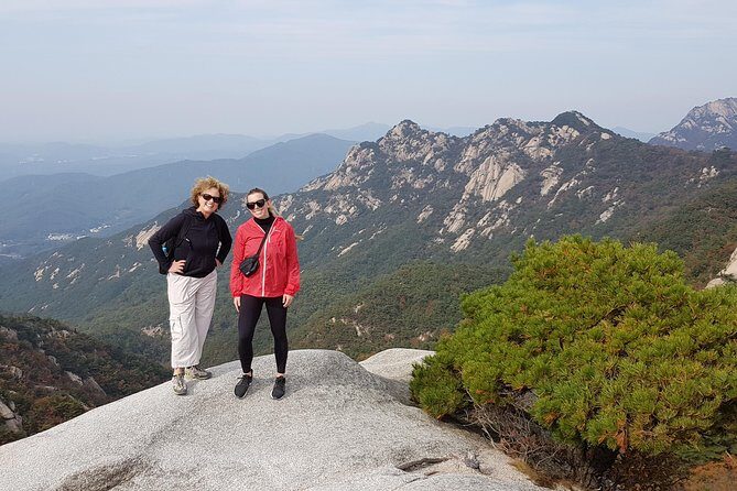 Hike at Mt. Bukhansan National Park with professional Guide(including Lunch) - Why Bukhansan works so well for a Seoul mountain day