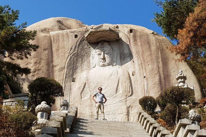 Hike at Mt. Bukhansan National Park with professional Guide(including Lunch) - Seasons in Bukhansan: what changes and what stays the same
