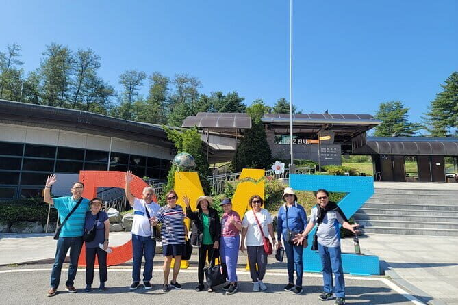 Incheon Highlight - Private One Day Tour - Wolmido Old Town: monorail first, then waterfront streets