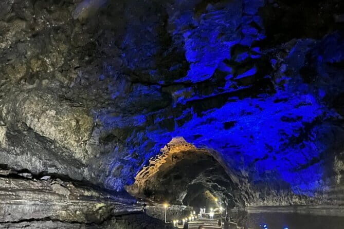 Jeju Cruise Ship gangjung Port PRIVATE tour for all group sizes - Oedolgae and Olle Trail-style coast views: where the day starts strong