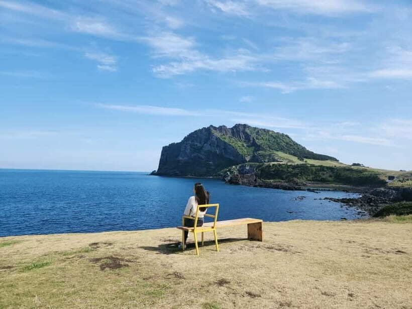 Jeju East: Cherry Blossom Early Bird Tour with Hotel Pickup - Quick Highlights You Should Care About