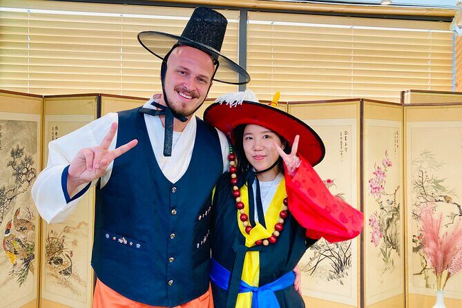 [Jeju] Hanbok Rental Experience/Korean Traditional Clothes Rental Shop - Accessories and bags: why the included details change your photos
