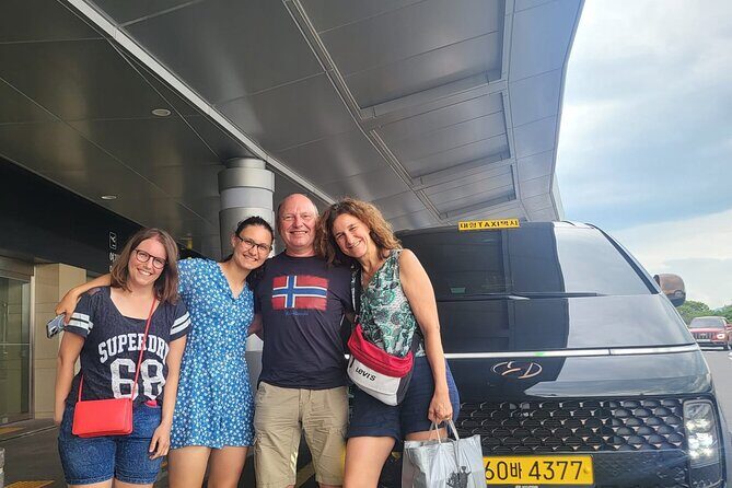 jeju island Jumbo taxi Private tour with Mr.Hong East of jeju - Price and value: when $320 per group is a smart move