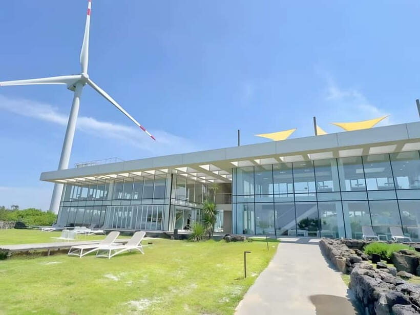 Jeju: K-Drama Spot When Life Gives You Tangerines Hotel Pick - Jeju-mok Gwana government office: traditional architecture for calm photos
