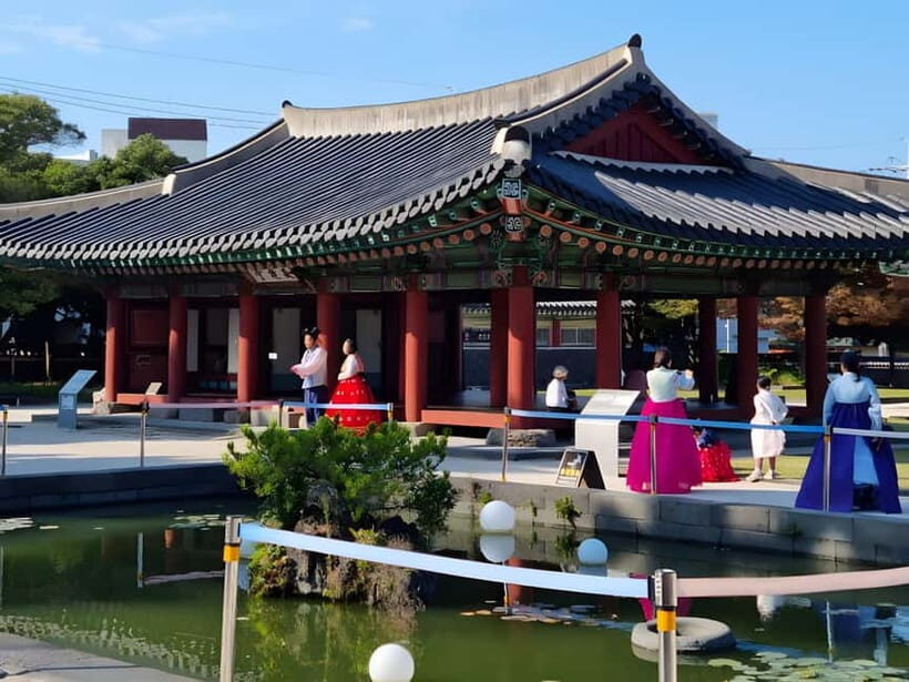 Jeju: K-Drama Spot When Life Gives You Tangerines Hotel Pick - 9 hours, hotel pickup in Jeju-si, and an air-conditioned ride