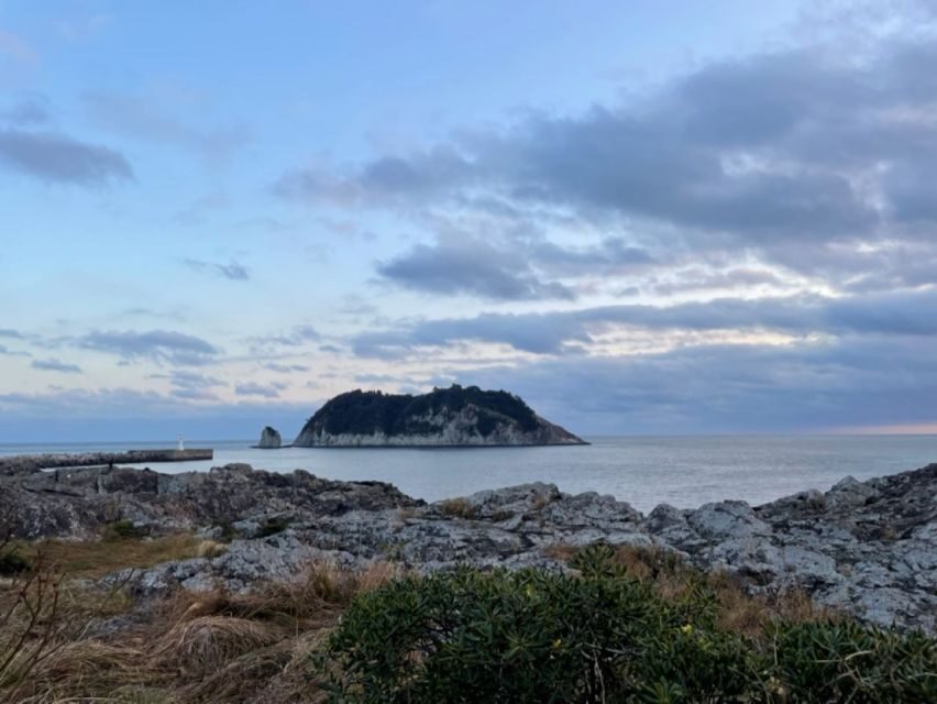 Jeju: Seogwipo City Walking Tours with Sunset - Why This Seogwipo Sunset Walk Works So Well