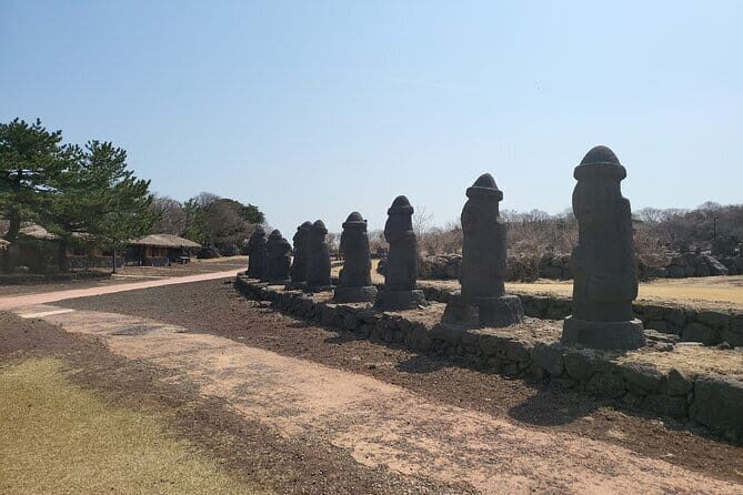Jeju Unesco Eest course Package Private Van Guided Tour - Stop 4: Seopjikoji coast—canola season and peak views