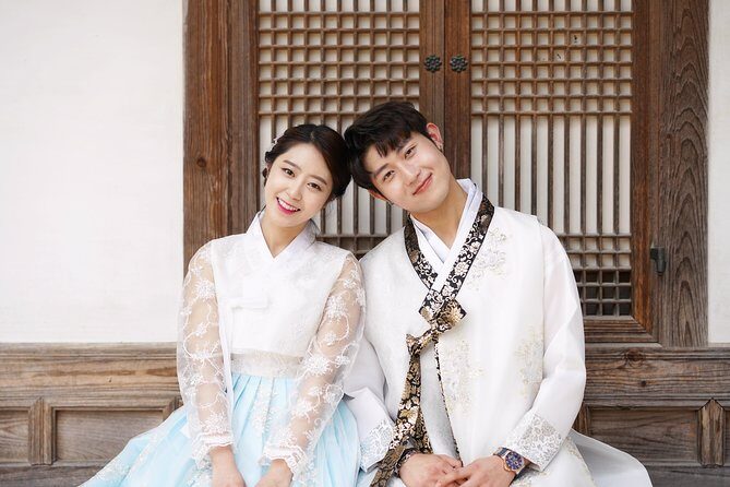 Jeonju Hanok Village Hanbok Rental Experience Hanboknam - Why Jeonju Hanok Village and Changdeok Palace is a smart photo combo