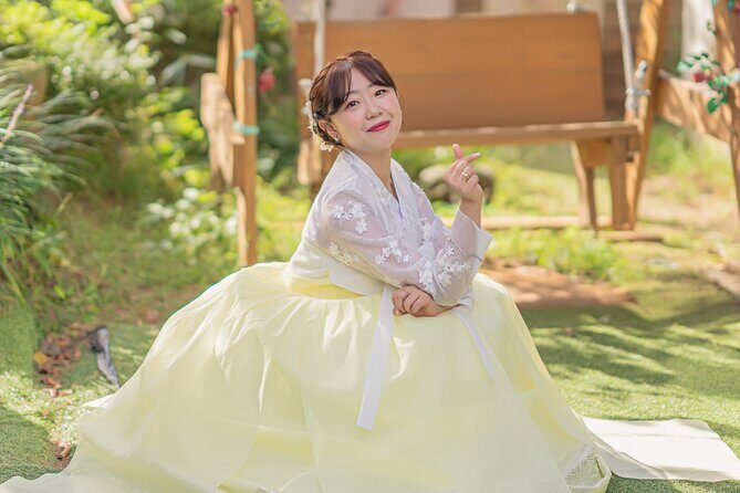 Jeonju Hanok Village Hanbok Rental Experience Hanboknam - Step-by-step through the experience (what happens when)