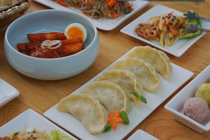 K-food cooking Japchae Mandu Tteokbokki & Fishcake - A small-group Seoul class that turns dinner into a mini show