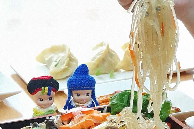 K-food cooking Japchae Mandu Tteokbokki & Fishcake - Filming and plating time: why the photo moment isn’t fluff
