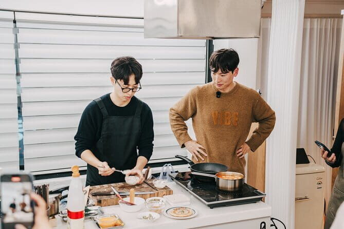 Korea Cooking Class with 3 stars Michelin Chef & Content creators - Before You Cook: Shopping for Ingredients the Korean Way