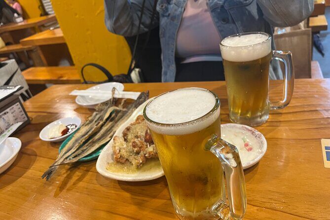 [KoreaByLocal] Authentic Seoul Night Walk and Chicken & Beer - Your local host: the stories behind the sights (Teddy and Jessica were praised)
