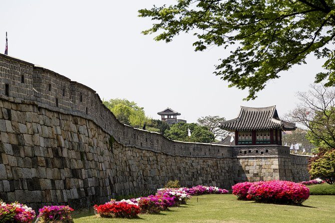 Korean Folk Village & Suwon Hwaseong Fortress Private Tour - Private tour perks: pickup, AC comfort, and guide energy