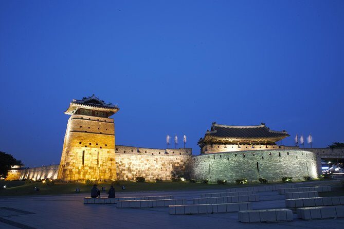 Korean Folk Village & Suwon Hwaseong Fortress Private Tour - Korean Folk Village: 245 acres of Joseon-era life in shows and crafts