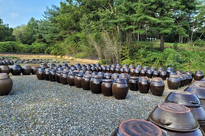 Korean Pottery Town Tour with the pottery class from Busan - The pottery-making class: making your own take-home piece
