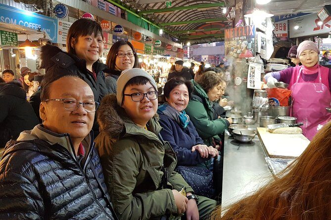 Layover Tour for essential Seoul City & Gourmet tour(Incl. Lunch) - National Folk Museum and Jogyesa Temple: two kinds of culture stops