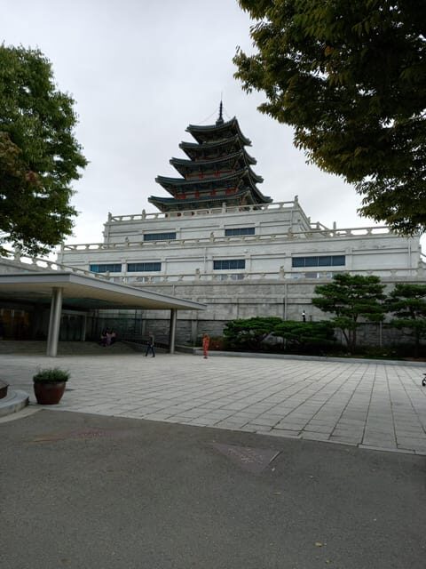 Layover tour to Gyeongbokgung-Folk Museum-Bukchon-Insadong - Insadong Street: Traditional Seoul Energy Without Needing a Full Day