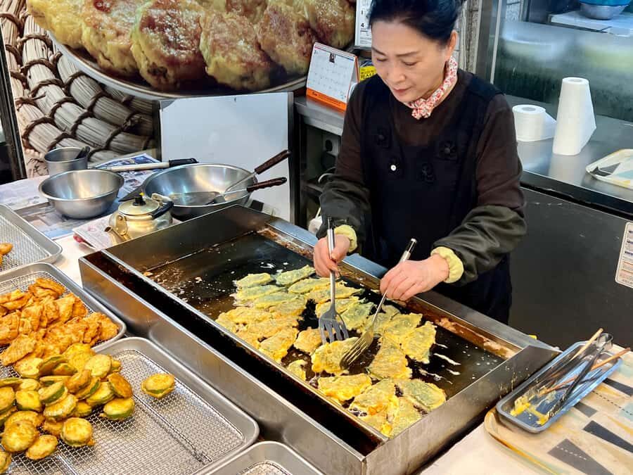 Mangwon Market Food tour By Locals;Cheap Eats to Fancy Feast - Should You Book the Mangwon Market Food Tour?