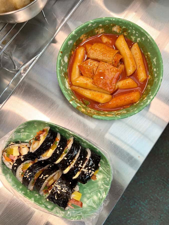 Mangwon Market Food tour By Locals;Cheap Eats to Fancy Feast - 80 Minutes in Mangwon Market: Street Bites with a Payoff