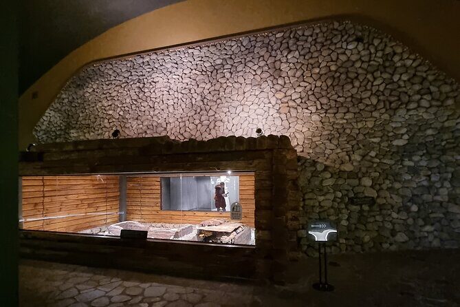 One Day Private tour to World Heritage GyeongJu from Busan - Gyeongju National Museum and Wolji Pond: Context That Makes the Morning Click