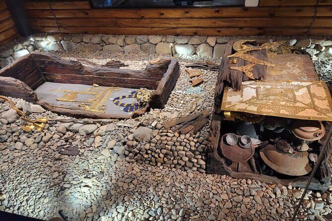 One Day Private tour to World Heritage GyeongJu from Busan - What Makes the Guide Matter: Changwoo’s Pace in Rain